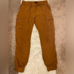 Banana Republic Women’s Cargo Joggers